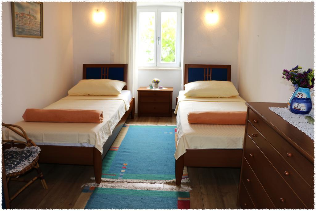 Apartment Dane Primošten Екстериор снимка